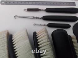 Necessaire de toilette Napoléon III XIX en ébène et poils de sanglier. 12 pièce