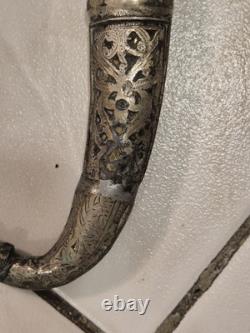 Objet Orientale Berbère En Cuivre Et Incrusté D'argent XIX° siècle 46 Cm