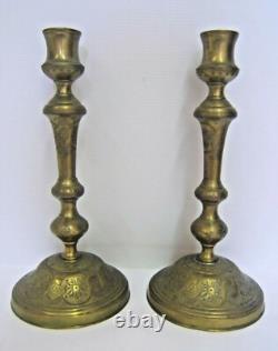 PAIRE BOUGEOIR BRONZE ARGENTE CISELE EPOQUE XIXé NAPOLEON III