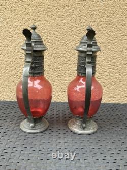 PAIRE D'AIGUIERE ÉTAIN ET VERRE ROUGE ÉPOQUE NAPOLÉON III XIXe