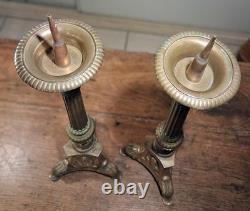 PAIRE DE PIQUE-CIERGES D'AUTEL SAINTE TRINITE EN LAITON OU BRONZE XIX ème S