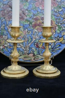 Paire De Bougeoirs En Bronze Dore Epoque XIX Periode Restauration Napoleon III