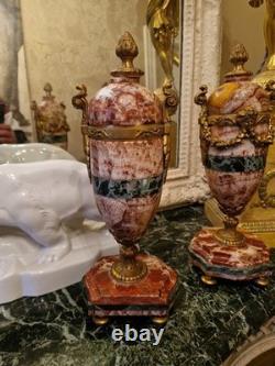 Paire De Cassolettes En Marbre Et Monture En Bronze, Époque Fin XIX Ème S
