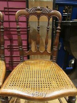 Paire d anciennes chaises en acajou XIXe de mudique napoleon III cannées