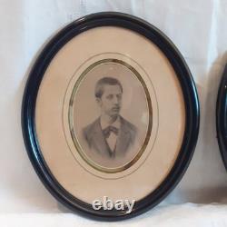 Paire de Cadres ovales noirs anciens napoléon III XIX° Antique black oval frames
