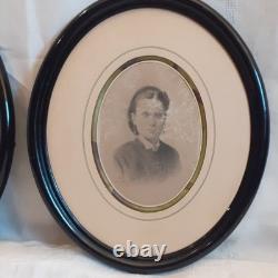 Paire de Cadres ovales noirs anciens napoléon III XIX° Antique black oval frames