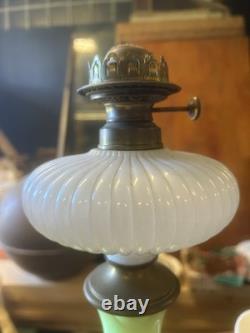 Paire de Lampe à Pétrole Oil Lamp Ancien XIX Napoléon III Huile Empire Opaline
