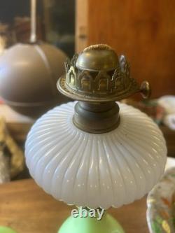 Paire de Lampe à Pétrole Oil Lamp Ancien XIX Napoléon III Huile Empire Opaline