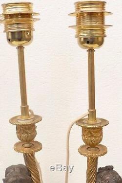 Paire de bougeoirs montés en lampe en bronze doré et patine XIXé n°145