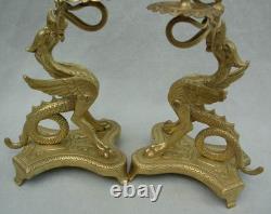 Paire de chandeliers en bronze griffons fin XIX