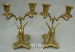 Paire de chandeliers en bronze griffons fin XIX