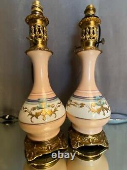 Paire de lampes en porcelaine Vieux Paris milieu XIXe