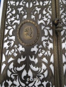 Paire de portes de facade XIX laiton ajouré style néo renaissance Napoléon III