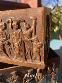 Paire de sabots de pied de meuble anciens en laiton- décor Néo Classique XIXe