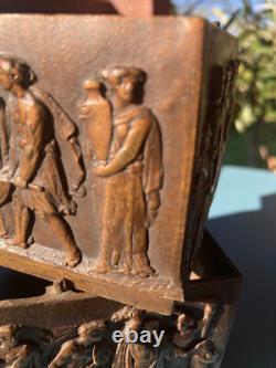 Paire de sabots de pied de meuble anciens en laiton- décor Néo Classique XIXe