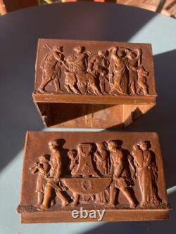 Paire de sabots de pied de meuble anciens en laiton- décor Néo Classique XIXe