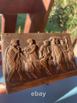 Paire de sabots de pied de meuble anciens en laiton- décor Néo Classique XIXe