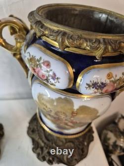 Paire de vases cache-pots Napoléon III porcelaine & bronze doré XIXe
