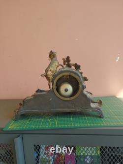 Pendule bronze doré XIXe avec chèvre mouvement à réviser style Napoléon III