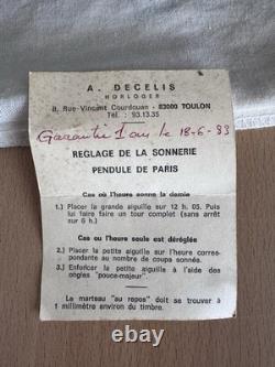 Pendule de cheminée Napoléon III en marbre noir et régule XIXe