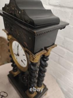 Pendule portique Napoléon III colonnes torsadées mouvement Japy Frères XIXe