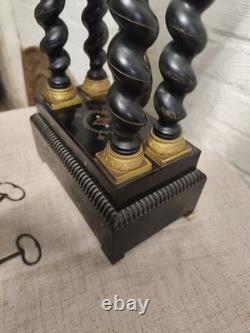 Pendule portique Napoléon III colonnes torsadées mouvement Japy Frères XIXe