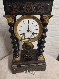 Pendule portique Napoléon III colonnes torsadées mouvement Japy Frères XIXe