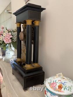 Pendule portique Napoléon III laiton / nacre Mouvement Japy Frères XIXe