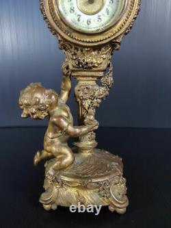 Pendulette avec Chérubin Signed Fin XIX° s. Table clock with chérub Antique