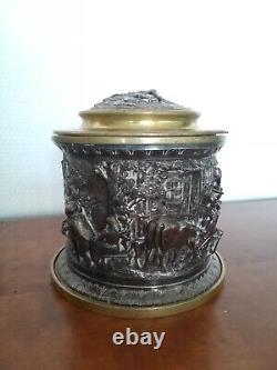 Pot à tabac, métal argenté, Léopold Oudry, France, XIXe, Napoléon III