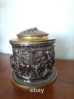 Pot à tabac, métal argenté, Léopold Oudry, France, XIXe, Napoléon III
