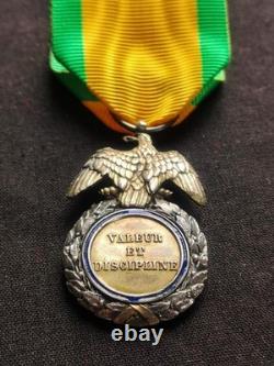 RARE MÉDAILLE MILITAIRE NAPOLÉON III SECOND EMPIRE 19e XIXe 2ème TYPE NON SIGNÉE