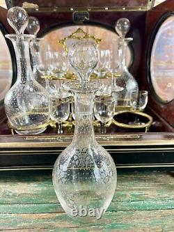 Rare Cave à Liqueur Napoléon III du XIX Ème Siècle Carafe Baccarat Hublot Verre