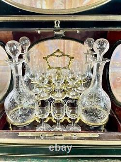 Rare Cave à Liqueur Napoléon III du XIX Ème Siècle Carafe Baccarat Hublot Verre