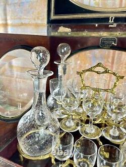 Rare Cave à Liqueur Napoléon III du XIX Ème Siècle Carafe Baccarat Hublot Verre