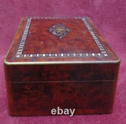 Rare magnifique ancien coffret a bijoux marqueterie NAP III très fin détail XIX