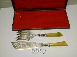 SERVICE A POISSON ou GATEAUX NAPOLEON III Lames métal argenté Manches CORNE XIXe