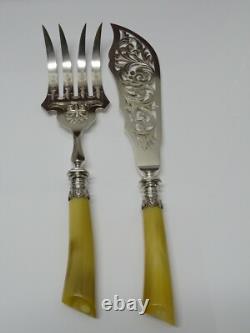 SERVICE A POISSON ou GATEAUX NAPOLEON III Lames métal argenté Manches CORNE XIXe