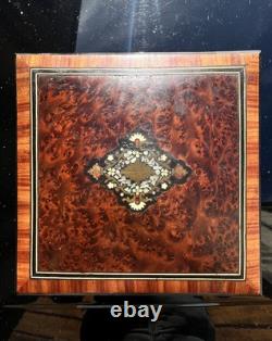 Superbe coffret Napoléon III en ronce de noyer et marqueterie fine XIXe siècle