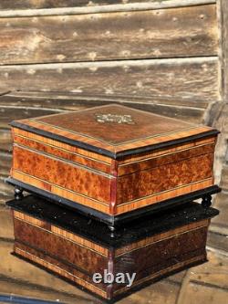 Superbe coffret Napoléon III en ronce de noyer et marqueterie fine XIXe siècle