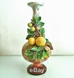 Superbe grand vase en céramique, barbotine, époque fin XIX ème. Haut. 33 cm