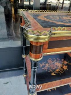 Table D'appoint. Napoleon Iii. Marqueterie De Bois Précieux. France. XIX