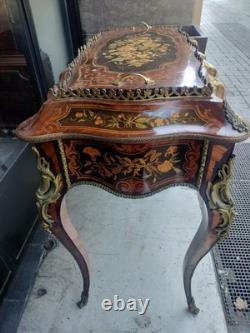 Table De Jardin Ancienne. Style Napoléon Iii. Marqueterie De Bois Et Laiton. Xixe