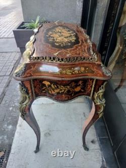 Table De Jardin Ancienne. Style Napoléon Iii. Marqueterie De Bois Et Laiton. Xixe