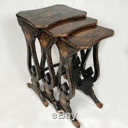 Tables gigognes bois noirci décor or. XIXe