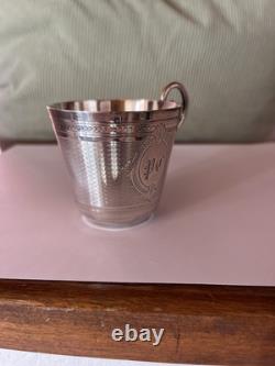 Trés Belle Tasse+ Sous Tasse à Café XIX Napoléon III Guilloché En Argent Massif