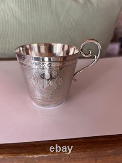 Trés Belle Tasse+ Sous Tasse à Café XIX Napoléon III Guilloché En Argent Massif