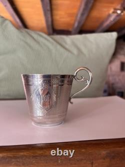 Trés Belle Tasse+ Sous Tasse à Café XIX Napoléon III Guilloché En Argent Massif