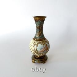 Vase Napoléon III en porcelaine de Sèvres et bronze doré Émaux champlevés XIXe