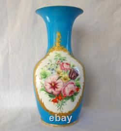 Vase polychrome et or porcelaine de Paris époque Napoléon III XIXe siècle